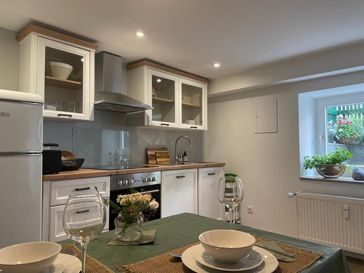 Ferienwohnung Marzipan - Im Herzen Der Altstadt, Historisches Gebaeude Mit Modernem Ambiente, W-Lan Lübeck Exterior foto